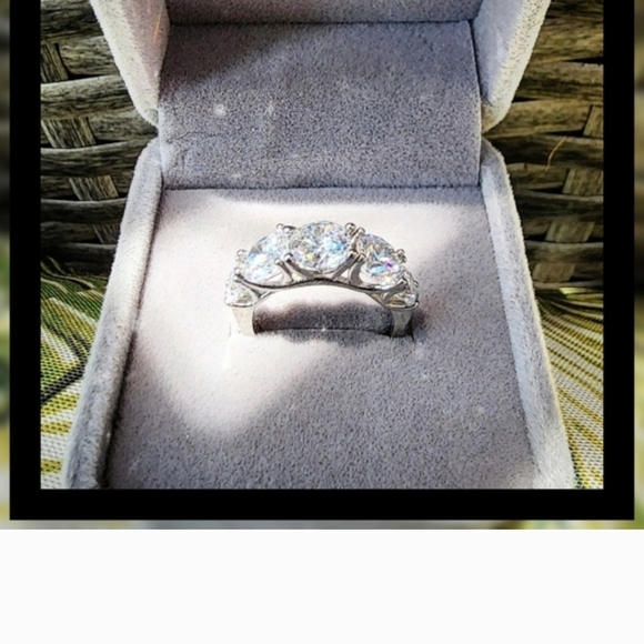 Elegant Silver Moissanite Ring by - Picture 12 of 16